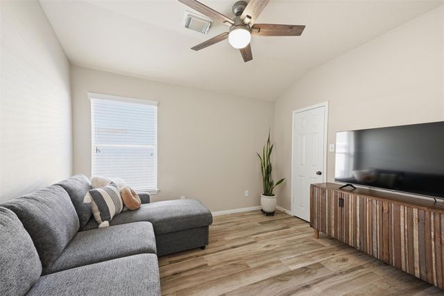 22943 Creekside Willow Drive, Tomball, TX 77375