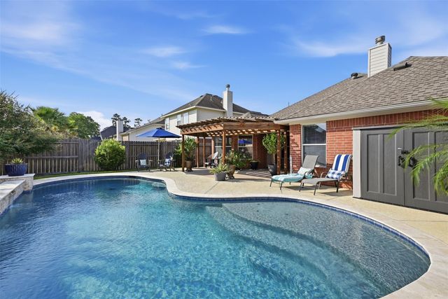 22943 Creekside Willow Drive, Tomball, TX 77375