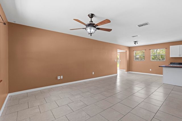 432 SE Whitmore Drive, Port St. Lucie, Port St Lucie, FL 34984