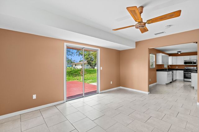 432 SE Whitmore Drive, Port St. Lucie, Port St Lucie, FL 34984