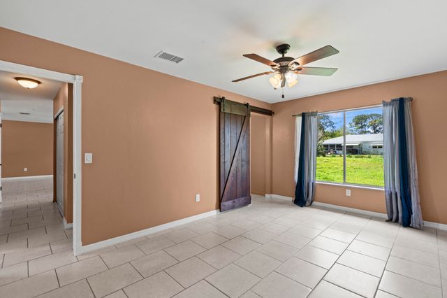 432 SE Whitmore Drive, Port St. Lucie, Port St Lucie, FL 34984