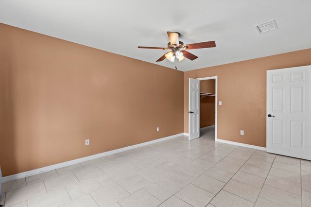 432 SE Whitmore Drive, Port St. Lucie, Port St Lucie, FL 34984