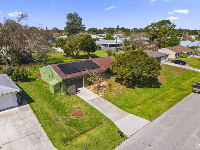 432 SE Whitmore Drive, Port St. Lucie, Port St Lucie, FL 34984