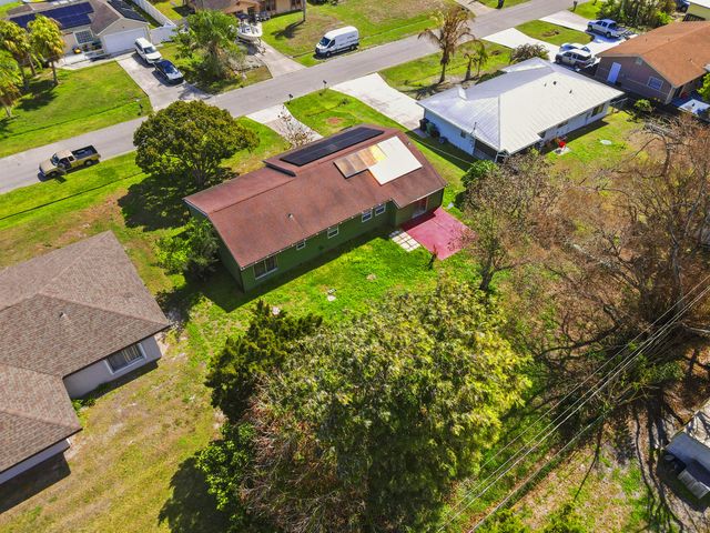 432 SE Whitmore Drive, Port St. Lucie, Port St Lucie, FL 34984