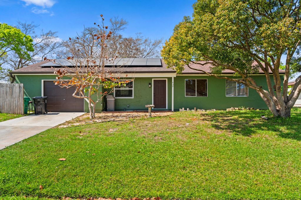 432 SE Whitmore Drive, Port St. Lucie, Port St Lucie, FL 34984