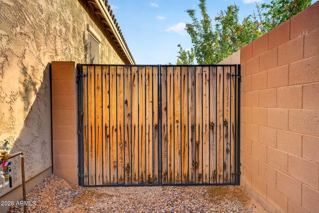 2451 E BELLERIVE Drive, Gilbert, AZ 85298 — photo 4