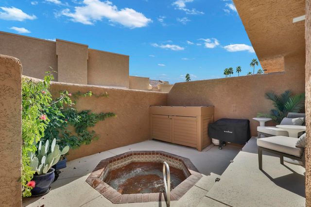 73503 Foxtail Lane, Palm Desert, CA 92260