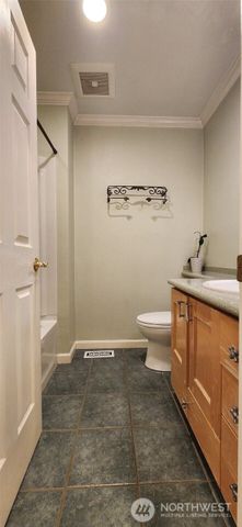 10501 160th Court NE, Redmond, WA 98052