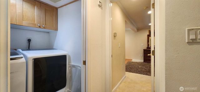 10501 160th Court NE, Redmond, WA 98052