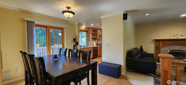 10501 160th Court NE, Redmond, WA 98052