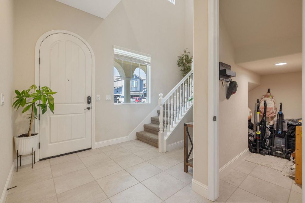 Image 21 of property listing at 3036 Keats Avenue, Clovis, CA 93619