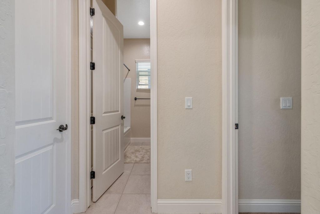 Image 23 of property listing at 3036 Keats Avenue, Clovis, CA 93619