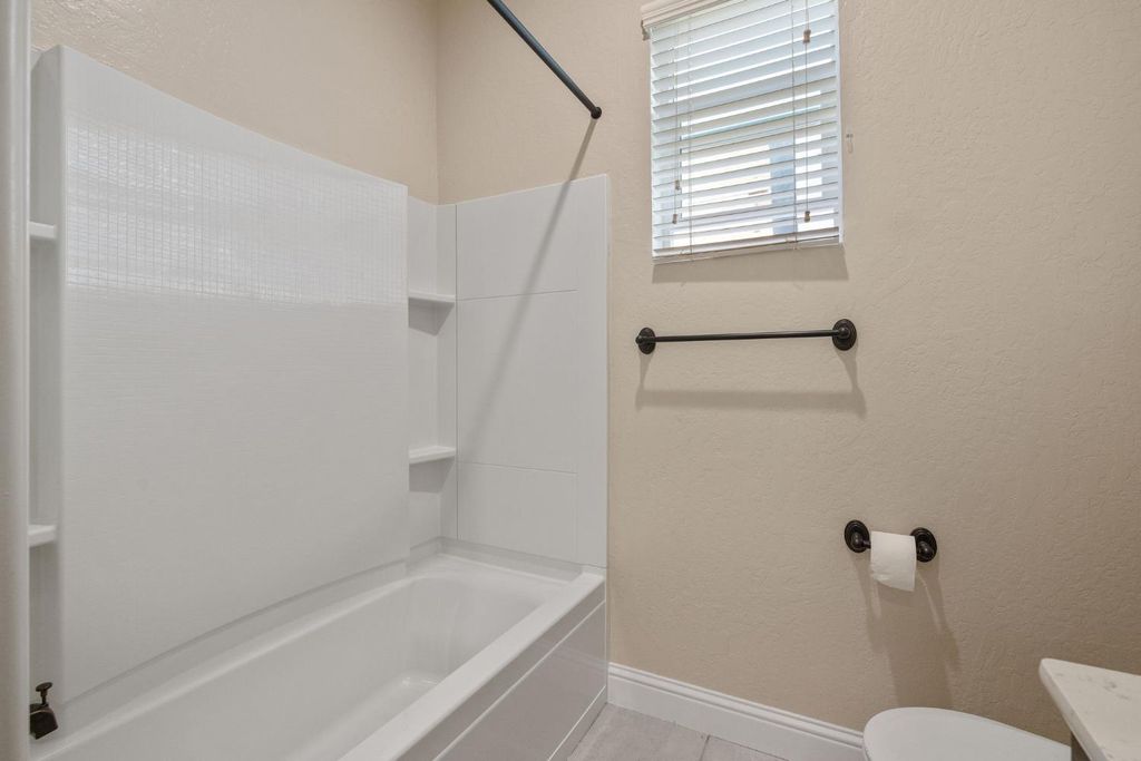 Image 26 of property listing at 3036 Keats Avenue, Clovis, CA 93619