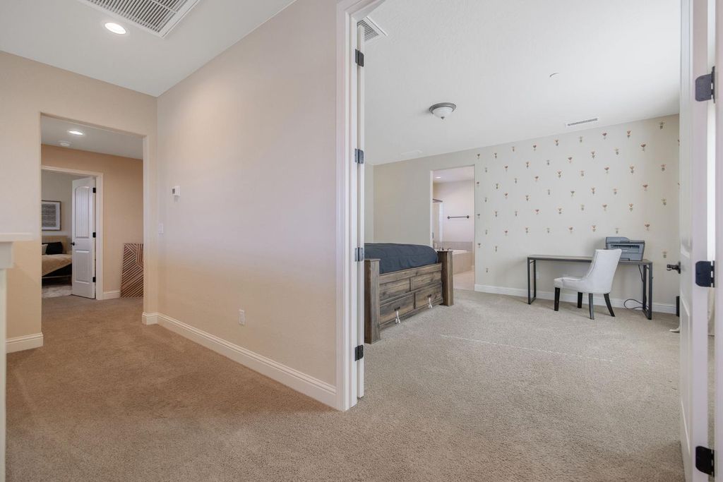 Image 34 of property listing at 3036 Keats Avenue, Clovis, CA 93619