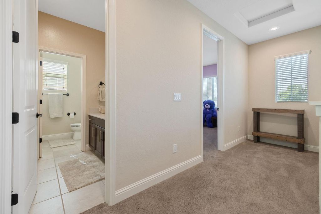 Image 36 of property listing at 3036 Keats Avenue, Clovis, CA 93619