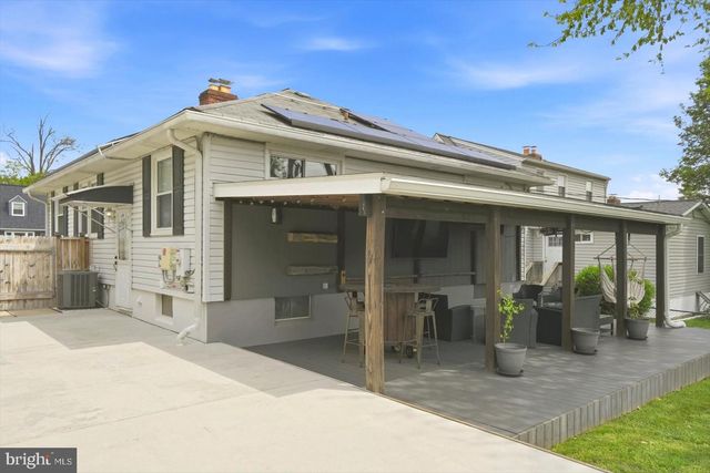 2631 MATTHEWS DR, Baltimore, MD 21234