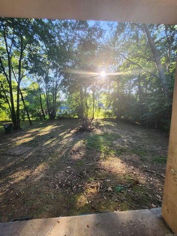 401 Lane St, Morrilton, AR 72110