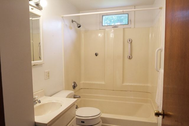 255 Pleasant Street, Lunenburg, MA 01462
