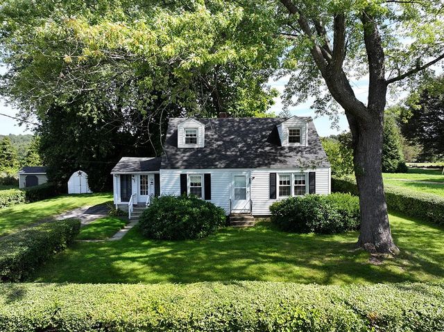 255 Pleasant Street, Lunenburg, MA 01462