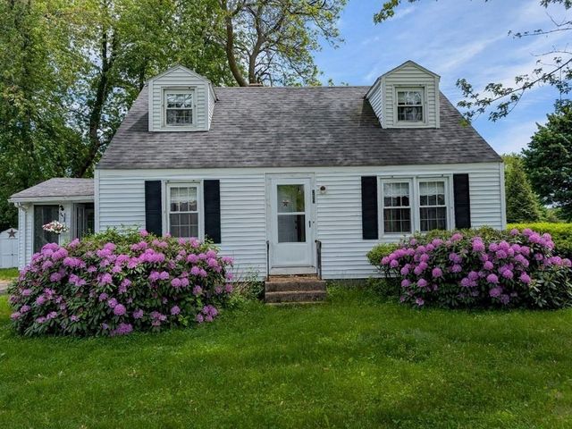 255 Pleasant Street, Lunenburg, MA 01462