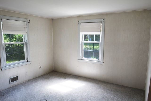 255 Pleasant Street, Lunenburg, MA 01462