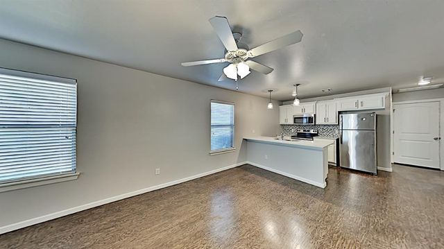 11502 N Lincoln Boulevard, Oklahoma City, OK 73114