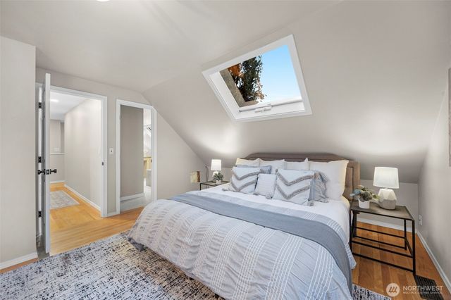 6505 NE Arrowhead Drive, Kenmore, WA 98028