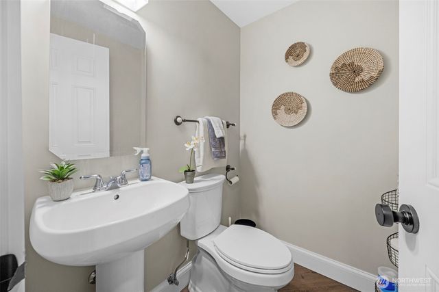 6505 NE Arrowhead Drive, Kenmore, WA 98028