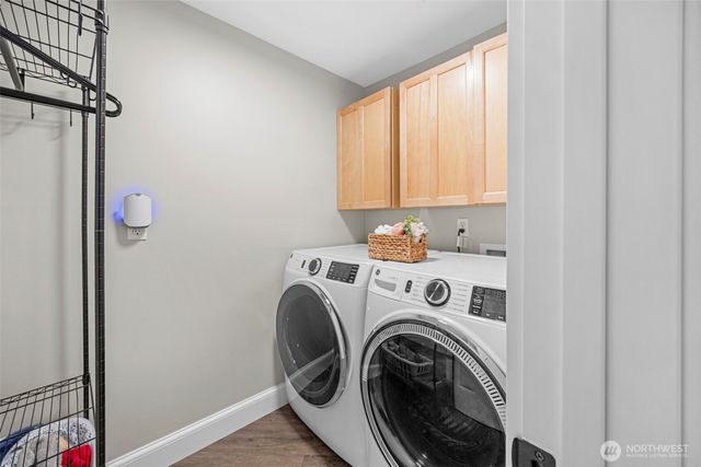 6505 NE Arrowhead Drive, Kenmore, WA 98028