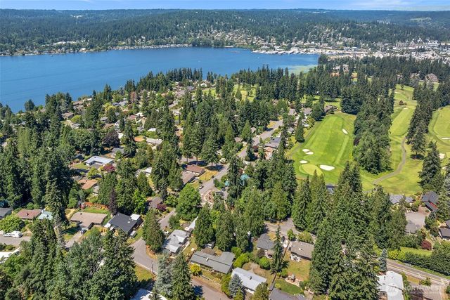 6505 NE Arrowhead Drive, Kenmore, WA 98028