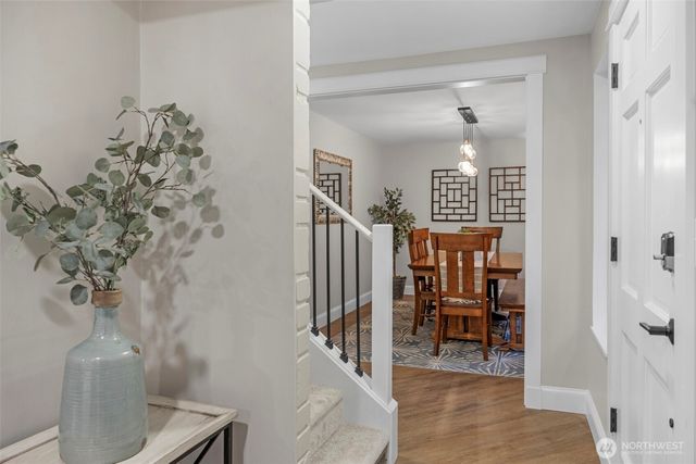 6505 NE Arrowhead Drive, Kenmore, WA 98028