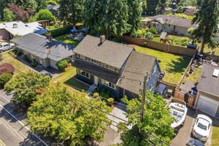 6505 NE Arrowhead Drive, Kenmore, WA 98028