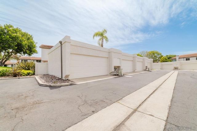 6859 Pear Tree, Carlsbad, CA 92011