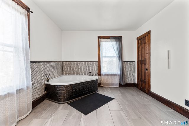 101 Wilcox Avenue, Meriden, CT 06451