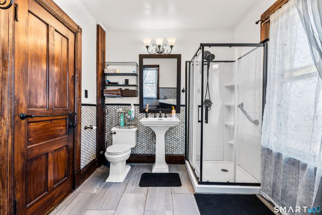 101 Wilcox Avenue, Meriden, CT 06451