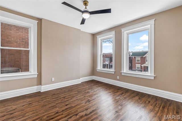 5849 De Giverville Avenue, St Louis, MO 63112