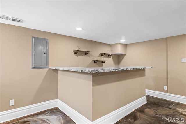 5849 De Giverville Avenue, St Louis, MO 63112