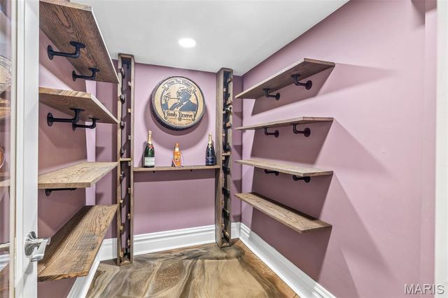 5849 De Giverville Avenue, St Louis, MO 63112