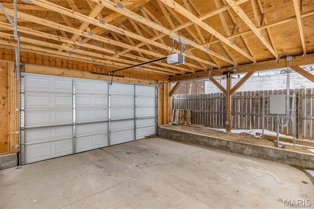 5849 De Giverville Avenue, St Louis, MO 63112