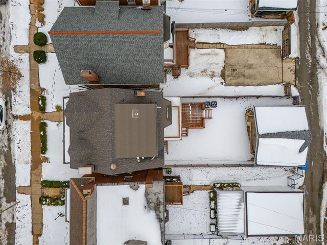 5849 De Giverville Avenue, St Louis, MO 63112