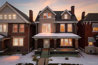 5849 De Giverville Avenue, St Louis, MO 63112