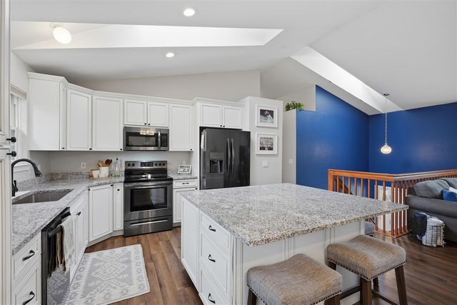 7364 Deertrack, Ypsilanti, MI 48197
