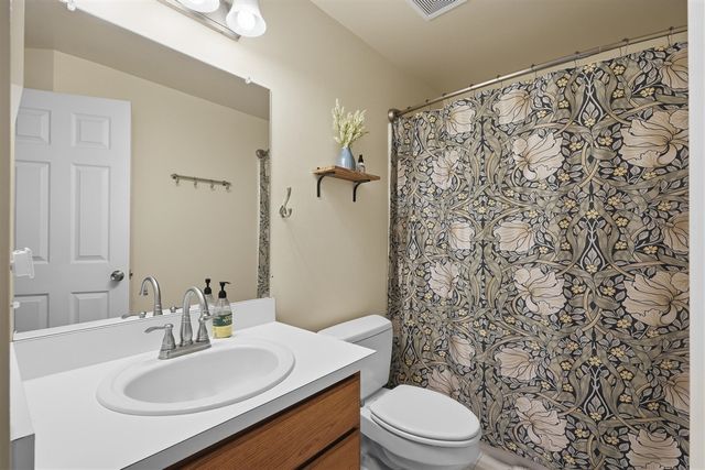 7364 Deertrack, Ypsilanti, MI 48197
