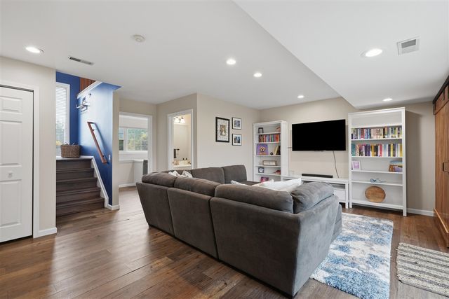 7364 Deertrack, Ypsilanti, MI 48197