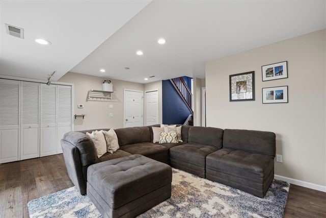 7364 Deertrack, Ypsilanti, MI 48197