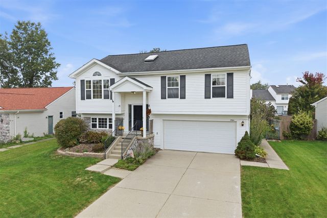 7364 Deertrack, Ypsilanti, MI 48197