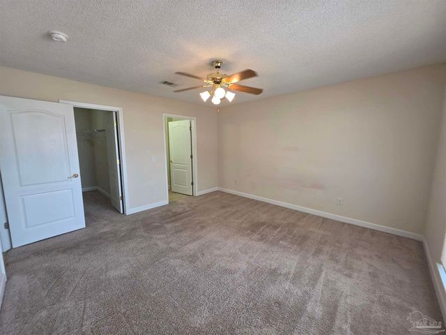 720 Buoy Dr, Pensacola, FL 32507