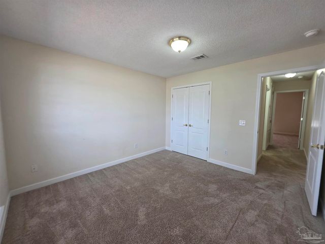 720 Buoy Dr, Pensacola, FL 32507