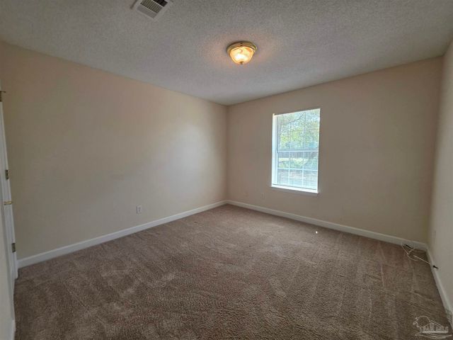 720 Buoy Dr, Pensacola, FL 32507