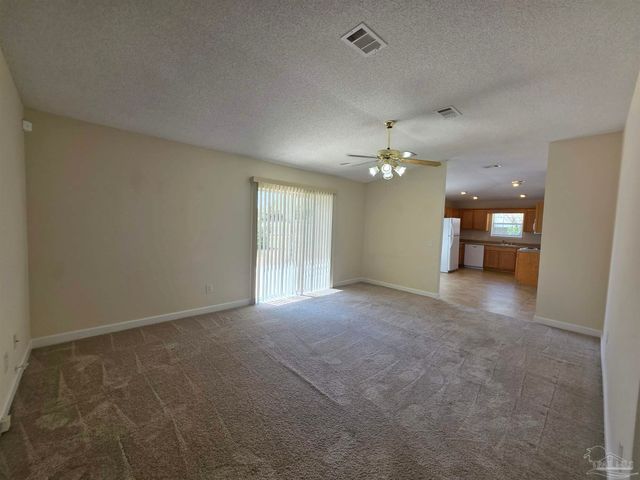 720 Buoy Dr, Pensacola, FL 32507